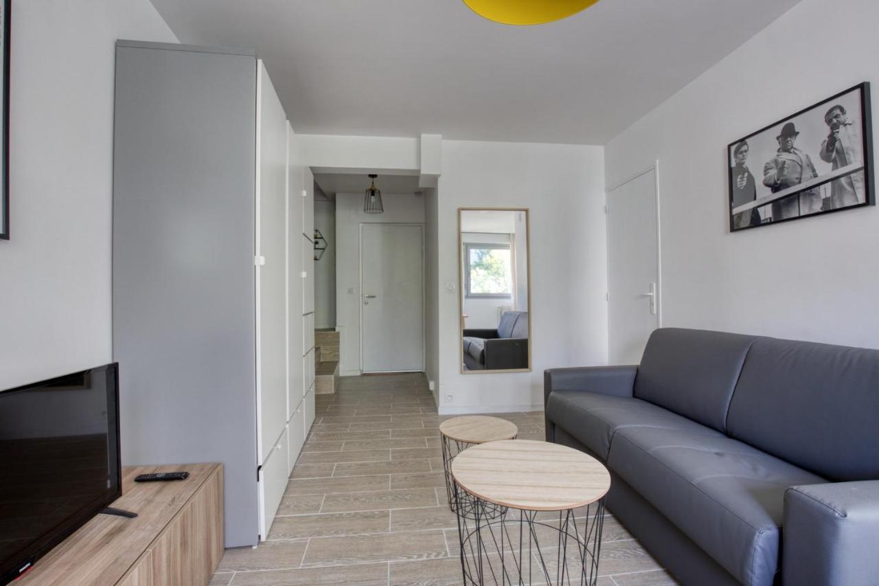 Charming Apartment In The Heart Of The 19Th Paris Ngoại thất bức ảnh