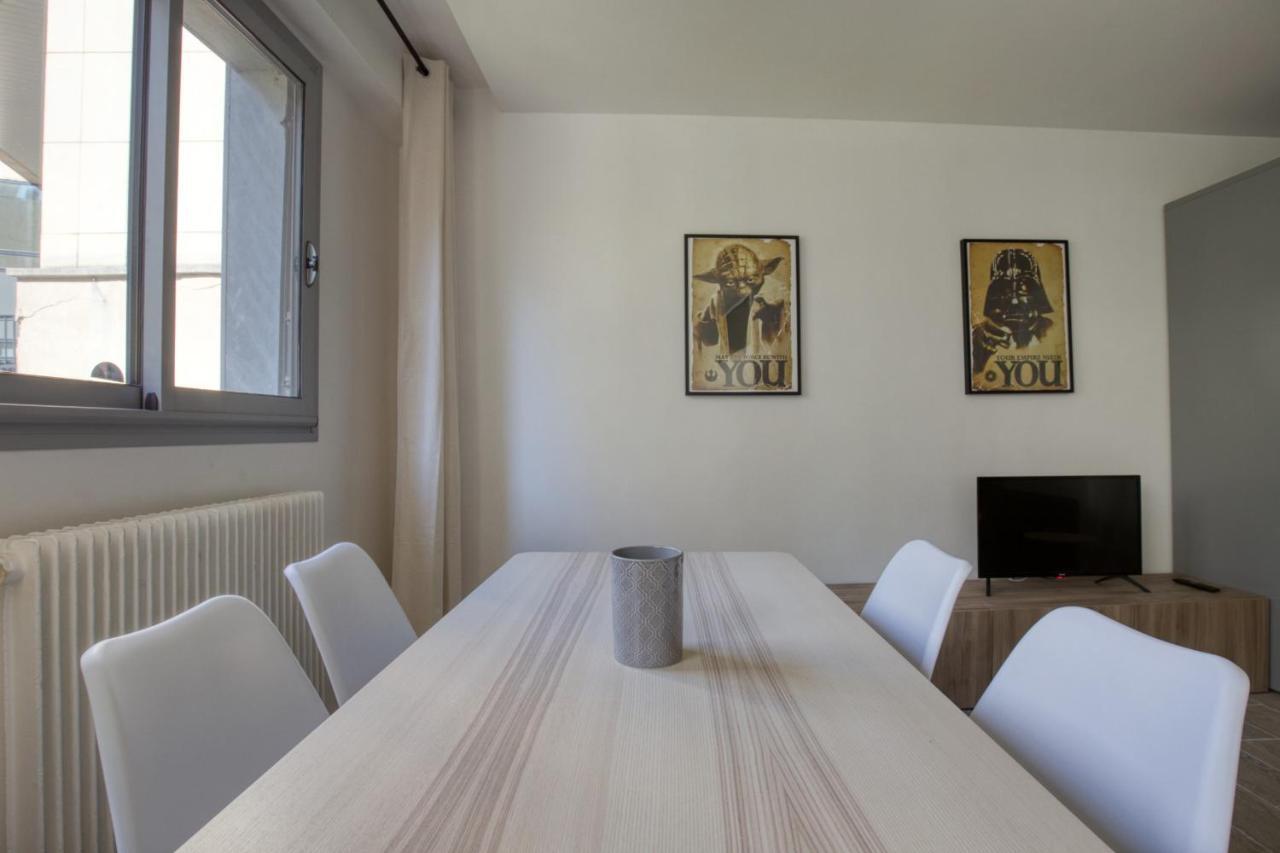 Charming Apartment In The Heart Of The 19Th Paris Ngoại thất bức ảnh