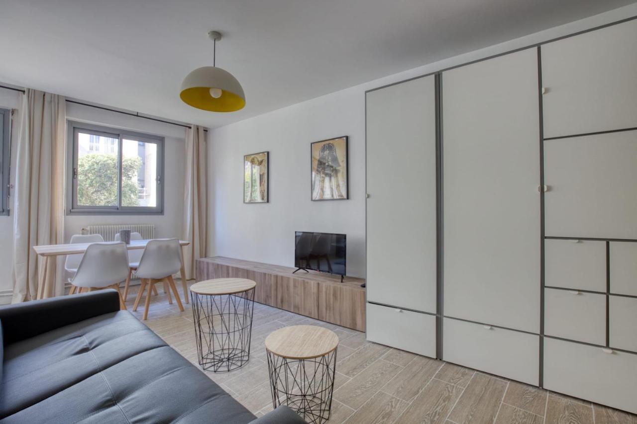 Charming Apartment In The Heart Of The 19Th Paris Ngoại thất bức ảnh