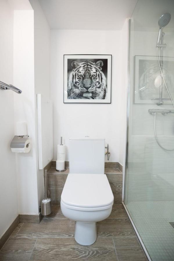 Charming Apartment In The Heart Of The 19Th Paris Ngoại thất bức ảnh